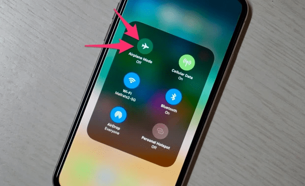 Xử Lí Lỗi Không Tắt Được Chế Độ Máy Bay Trên iPhone