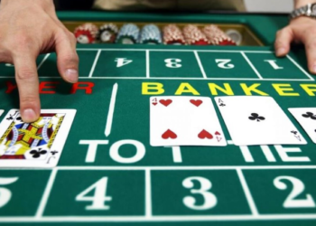 Baccarat bảo hiểm vốn