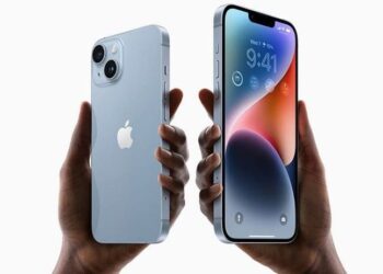 iPhone tự phát tiếng nói