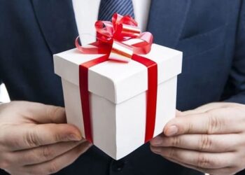 Qùa tết tặng cho bố mẹ ông bà