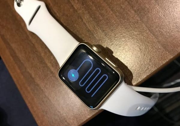 Buộc khởi động lại Apple Watch