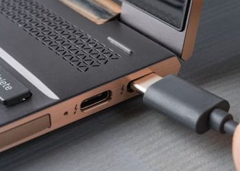 Laptop có tự ngắt khi sạc đầy