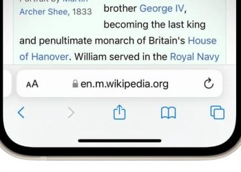 Thanh tìm kiếm Safari nằm ở dưới