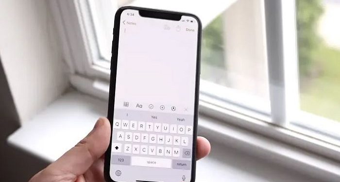 Bàn phím iPhone/iPad che mất thanh comment trên Facebook