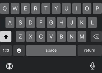 Bàn phím iPhone bị đổi vị trí chữ