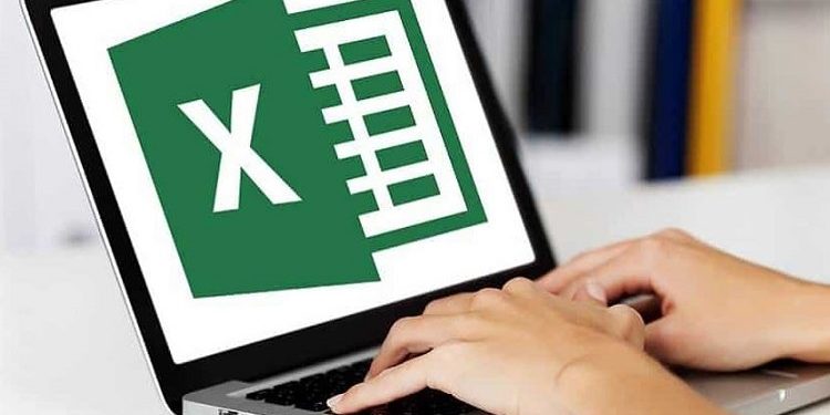 Excel không di chuyển ô được