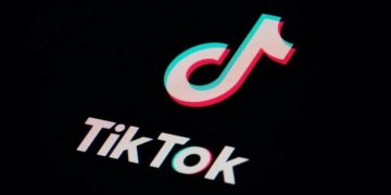 App ghép mặt vào video TikTok