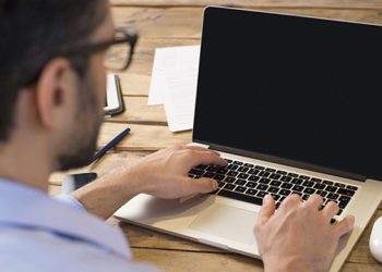 máy tính không tự tắt màn hình