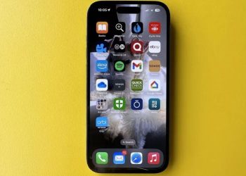 iPhone bị chuyển màu văn bản dành